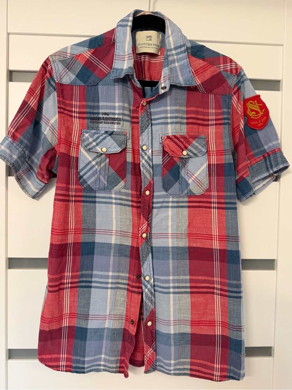 Scotch & Soda Red and Blue Plaid Short-Sleeve Button-Down Shirt